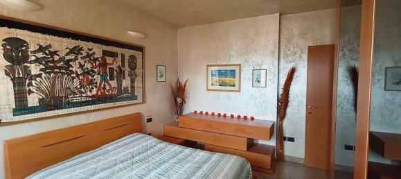 4-salle Appartement à Asti, Italy No. 36037 11