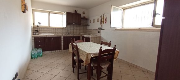 5 rooms Apartment in Pompei, Italy No. 112451 12