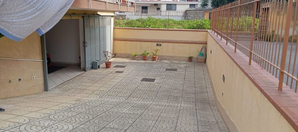 5 rooms Apartment in Pompei, Italy No. 112451 10