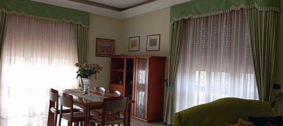 5 rooms Apartment in Pompei, Italy No. 112451 7
