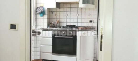 2 Schlafzimmer Wohnung in Rome, Italy, Nr. 228561 5