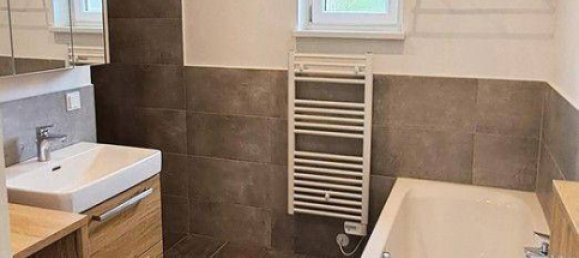 3 Schlafzimmer Penthouse in Winzendorf-Muthmannsdorf, Austria, Nr. 146162 12