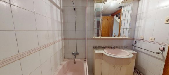 Adosado de 4 dormitorios en Zaragoza, Spain No. 65072 28