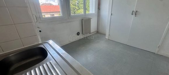 2 bedrooms Apartment in Besancon, France No. 311367 5