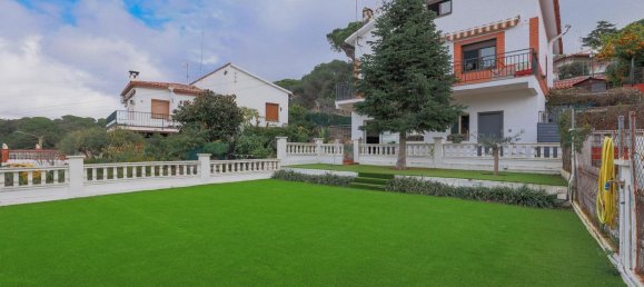 8 bedrooms House in Dosrius, Spain No. 64133 46