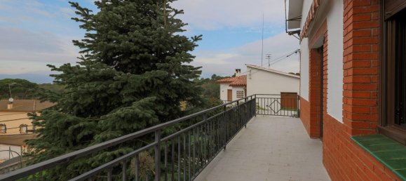 8 bedrooms House in Dosrius, Spain No. 64133 44