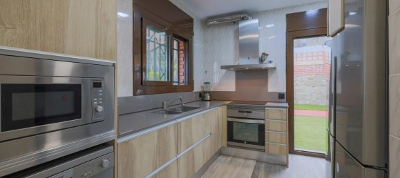 8 bedrooms House in Dosrius, Spain No. 64133 13