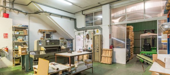 396m² Warehouse in San Fernando de Henares, Spain No. 125111 18