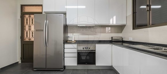 4 bedrooms House in Funchal, Portugal No. 20673 16