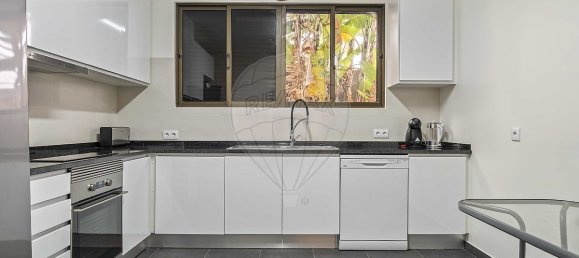 4 bedrooms House in Funchal, Portugal No. 20673 17