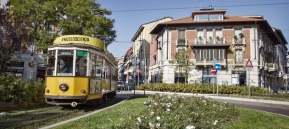 Studio in Milan, Italy No. 379815 7