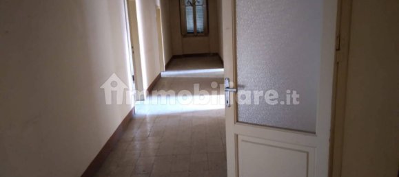 Apartamento de 5 dormitorios en Arezzo, Italy No. 130654 17