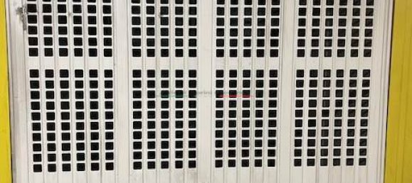 1 room Garage in Parma, Italy No. 360841 5