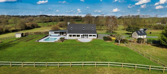 4 Schlafzimmer Haus in Vire, France, Nr. 361471 3