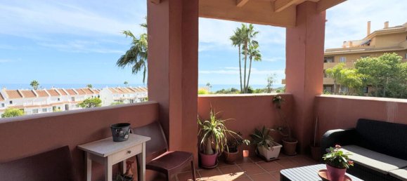 3 bedrooms Penthouse in La Duquesa, Spain No. 185377 9