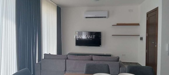 2 bedrooms Penthouse in Marsalforn, Malta No. 6073 10
