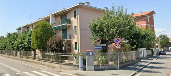 3 rooms Apartment in Pogliano Milanese, Italy No. 19109 35