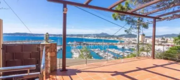 5 bedrooms Villa in Alicante, Spain No. 67181 24
