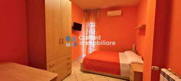 7 rooms Apartment in Naples, Italy No. 34106 39