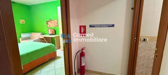 7 rooms Apartment in Naples, Italy No. 34106 26