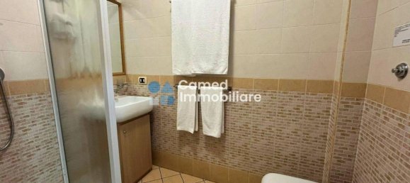 7 rooms Apartment in Naples, Italy No. 34106 20
