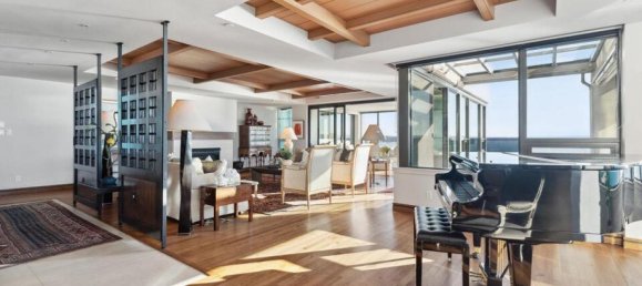 3 bedrooms Condo in British Columbia, Canada No. 1343 8