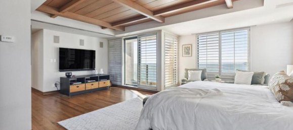 3 bedrooms Condo in British Columbia, Canada No. 1343 10