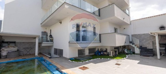 Дом с 6 комнатами в Шишано, Италия № 35641 46