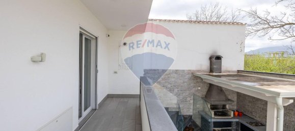 Дом с 6 комнатами в Шишано, Италия № 35641 38