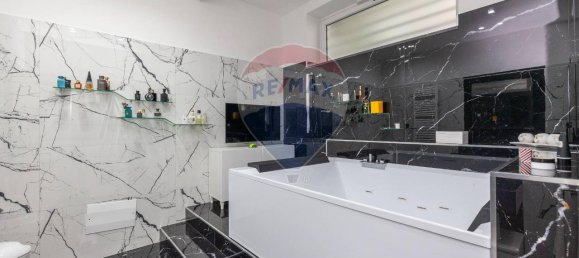 Дом с 6 комнатами в Шишано, Италия № 35641 58