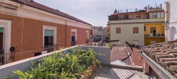 1000m² Building in Cagliari, Italy No. 354232 8