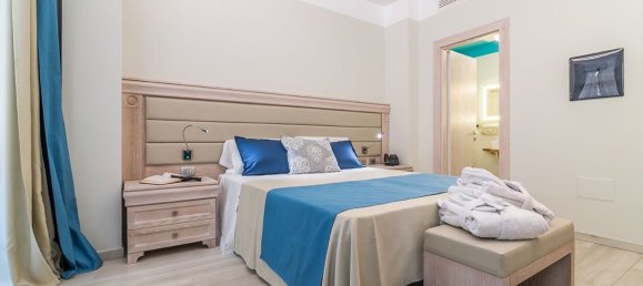 1000m² Building in Cagliari, Italy No. 354232 6