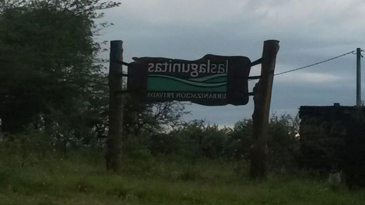 800m² Commercial property in Cordoba, Argentina No. 24394