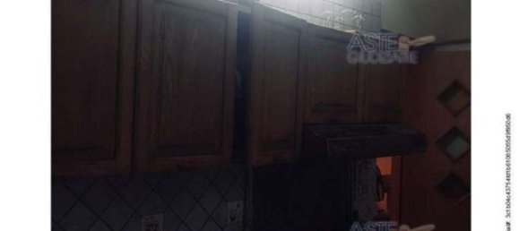 3 rooms Apartment in Torre Annunziata, Italy No. 12521 7