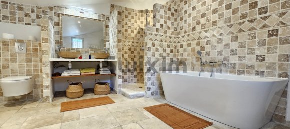 4 bedrooms Castles in Ales, France No. 297673 8