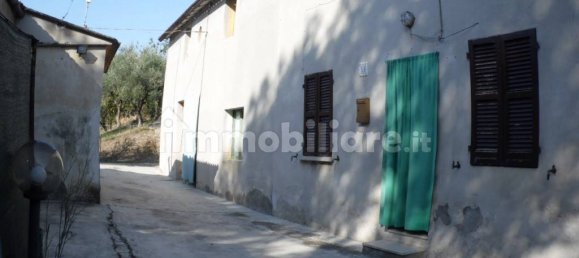 Дом с 6 спальнями в Фано, Италия № 258262 17