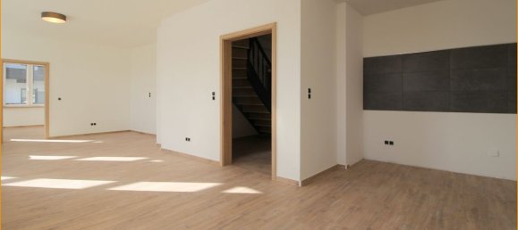 5 غرف نوم منزل ذو طابقين في Neuwied, Germany رقم 172982 5