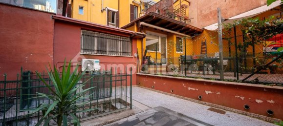 Apartamento de 3 dormitorios en Rome, Italy No. 298212 3