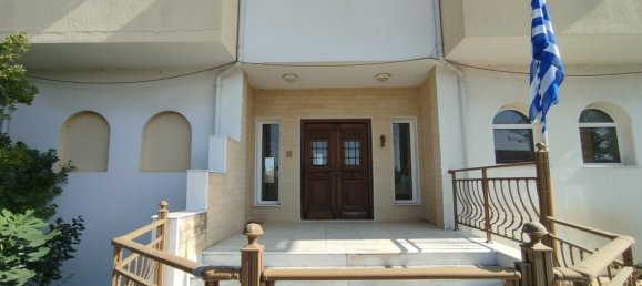 5 bedrooms Villa in Thermaic Gulf, Greece No. 2807 2