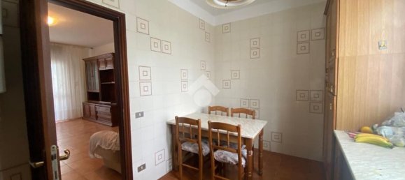 4 Schlafzimmer Wohnung in Reggio Emilia, Italy, Nr. 378774 5