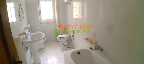 Estudio en Campobasso, Italy No. 137182 9