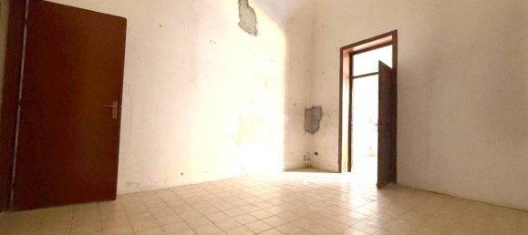 1 bedroom Apartment in Palermo, Italy No. 77106 5