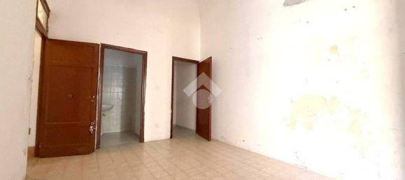 1 bedroom Apartment in Palermo, Italy No. 77106 9