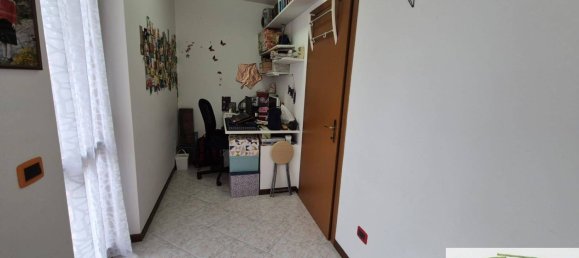 Casa de 2 dormitorios en Induno Olona, Italy No. 137199 21