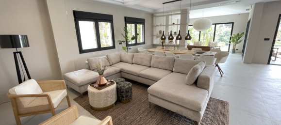 7 bedrooms Villa in Marbella, Spain No. 33848 5