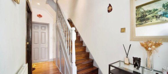 3 bedrooms House in East Ham, United Kingdom No. 11404 23