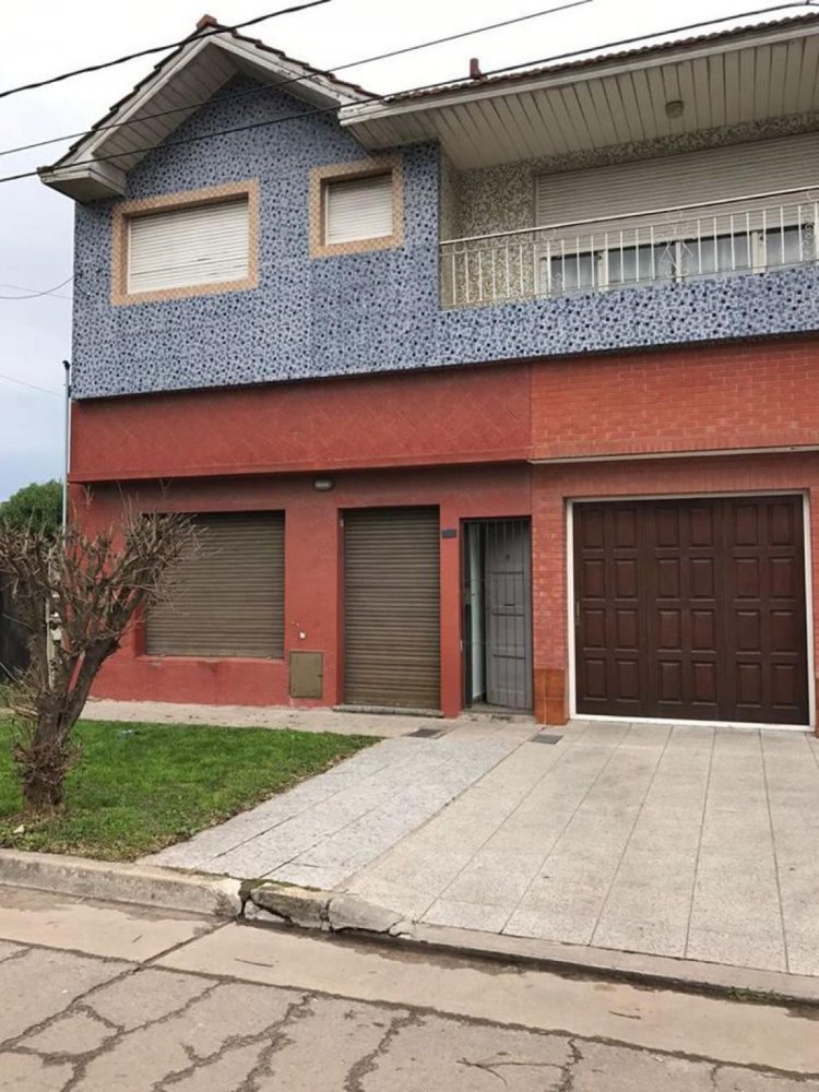 2 bedrooms House in Mar del Plata, Argentina No. 67114