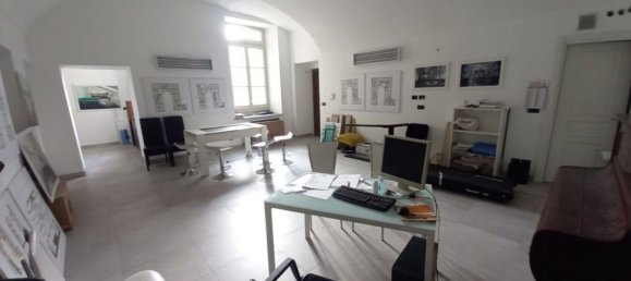 113m² Office in Turin, Italy No. 356422 8
