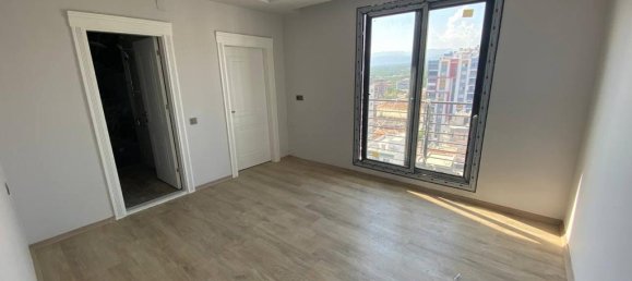 Квартира 4+1 в Мерсин, Турция № 15498 3