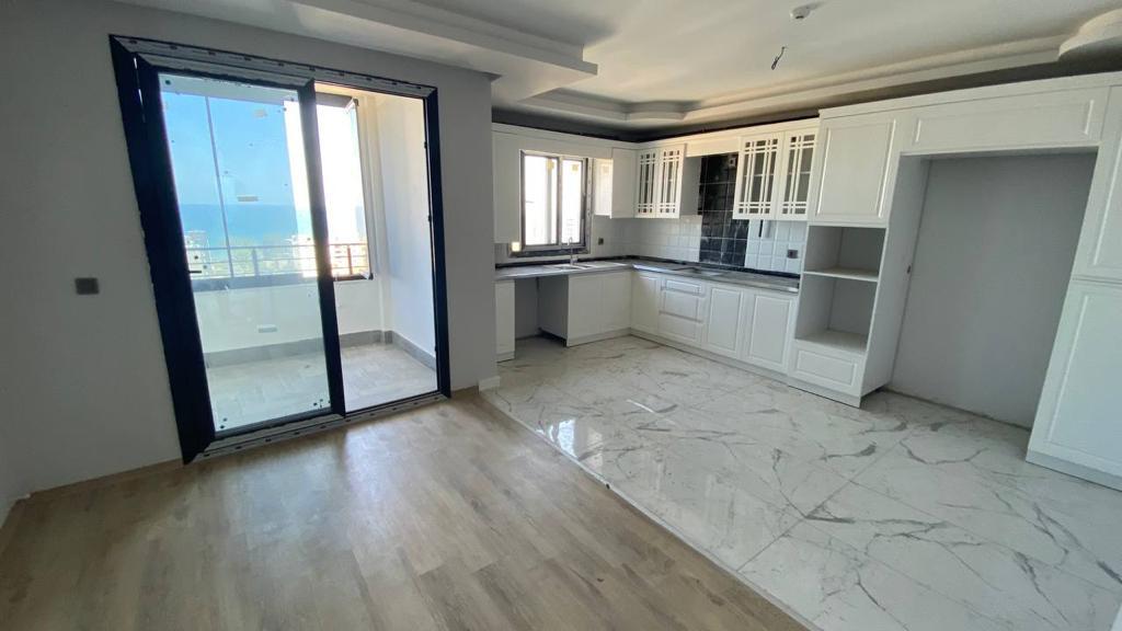 Квартира 4+1 в Мерсин, Турция № 15498